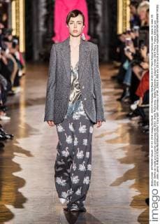 205519 Marineau Starface 2016-03-07 Paris France Fashion week ready to wear SS 2016. Defile de mode pret a porter printemps ete 2016. Stella McCartney. Stella McCartney , autumn-winter 2016 Paris, France Editorial use only _sans_perso  Copyright: xMarineaux STAR_205519_009