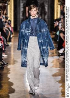 205519 Marineau Starface 2016-03-07 Paris France Fashion week ready to wear SS 2016. Defile de mode pret a porter printemps ete 2016. Stella McCartney. Stella McCartney , autumn-winter 2016 Paris, France Editorial use only _sans_perso  Copyright: xMarineaux STAR_205519_014