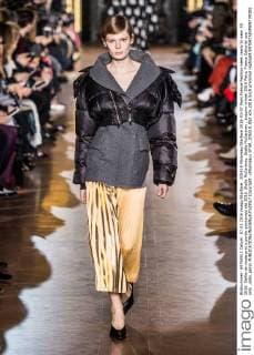 205519 Marineau Starface 2016-03-07 Paris France Fashion week ready to wear SS 2016. Defile de mode pret a porter printemps ete 2016. Stella McCartney. Stella McCartney , autumn-winter 2016 Paris, France Editorial use only _sans_perso  Copyright: xMarineaux STAR_205519_052