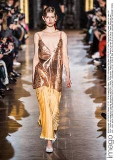 205519 Marineau Starface 2016-03-07 Paris France Fashion week ready to wear SS 2016. Defile de mode pret a porter printemps ete 2016. Stella McCartney. Stella McCartney , autumn-winter 2016 Paris, France Editorial use only _sans_perso  Copyright: xMarineaux STAR_205519_054