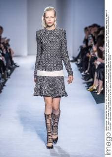 205528 Marineau Starface 2016-03-07 Paris France Fashion week ready to wear AW 2016. Defile de mode pret a porter automne hiver 2016. Giambattista Valli Editorial use only _sans_perso  Copyright: xMarineaux STAR_205528_014