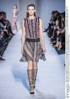 205528 Marineau Starface 2016-03-07 Paris France Fashion week ready to wear AW 2016. Defile de mode pret a porter automne hiver 2016. Giambattista Valli Editorial use only _sans_perso  Copyright: xMarineaux STAR_205528_020