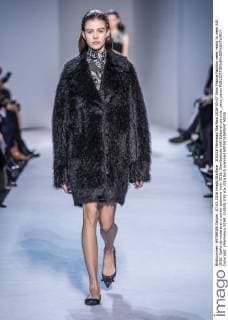 205528 Marineau Starface 2016-03-07 Paris France Fashion week ready to wear AW 2016. Defile de mode pret a porter automne hiver 2016. Giambattista Valli Editorial use only _sans_perso  Copyright: xMarineaux STAR_205528_035