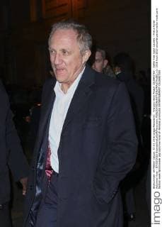 Francois Henri Pinault CELEBRITES : Defile Yves Saint Laurent - Pret a Porter Automne Hiver - 07 03 2016 GwendolineLeGoff Panoramic 