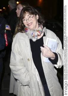 Jane Birkin CELEBRITES : Defile Yves Saint Laurent - Pret a Porter Automne Hiver - 07 03 2016 GwendolineLeGoff Panoramic 