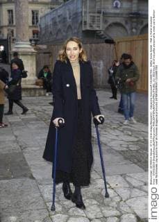 Alexandra Golovanoff CELEBRITES : Defile Sonia Rykiel - Pret a Porter Automne Hiver - 07 03 2016 GwendolineLeGoff Panoramic 