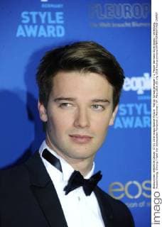 Patrick Schwarzenegger 1. People Germany Style Award Verleihung, Auszeichnung; Ehrung Hotel Vier Jahreszeiten Kempinski München 07. März 2016