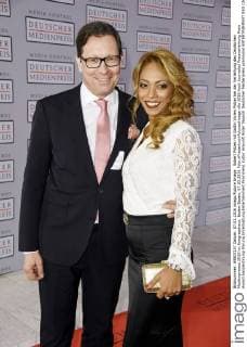 Robert Pölzer mit Gattin Vivien Pölzer bei der Verleihung des Deutschen Medienpreises 2015 im Kongresshaus. Baden-Baden, 07.03.2016 Foto:xFredericx xFuturexImage