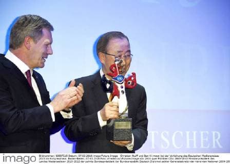 Christian Wulff und Ban Ki-moon bei der Verleihung des Deutschen Medienpreises 2015 im Kongresshaus. Baden-Baden, 07.03.2016 Foto:xFredericx xFuturexImage