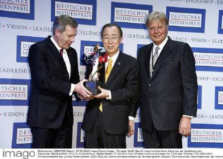 Christian Wulff, Ban Ki-moon und Karlheinz Kögel bei der Verleihung des Deutschen Medienpreises 2015 im Kongresshaus. Baden-Baden, 07.03.2016 Foto:xFredericx xFuturexImage
