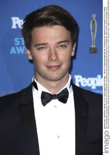 Patrick Schwarzenegger bei der Verleihung der People Style Awards 2016 im Hotel Vier Jahreszeiten Kempinski. München, 07.03.2016 Foto:xS.xGabschx xFuturexImage