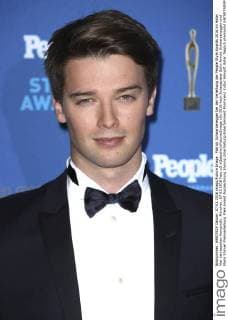 Patrick Schwarzenegger bei der Verleihung der People Style Awards 2016 im Hotel Vier Jahreszeiten Kempinski. München, 07.03.2016 Foto:xS.xGabschx xFuturexImage