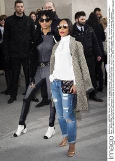Willow Smith und Jada Pinkett Smith CELEBRITIES : Ankunft zur Chanel Modenschau - Paris - 08 03 2016 JBAutissier Panoramic 