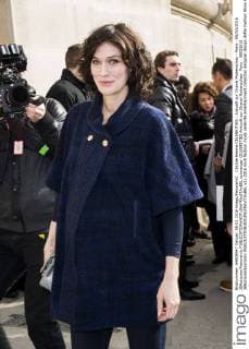 Clotilde Hesme CELEBRITIES : Ankunft zur Chanel Modenschau - Paris - 08 03 2016 JBAutissier Panoramic 