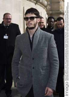 Baptiste Giabiconi CELEBRITIES : Ankunft zur Chanel Modenschau - Paris - 08 03 2016 JBAutissier Panoramic 