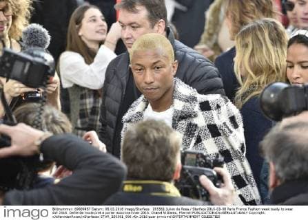 205561 Julien de Rosa Starface 2016-03-08 Paris France Fashion week ready to wear AW 2016. Defile de mode pret a porter automne hiver 2016. Chanel Williams, Pharrell  Copyright: xJulienxdexRosax xStarfacex STAR_205561_006