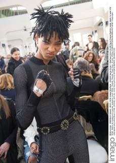 205559 Serge Arnal Starface 2016-03-08 Paris France Fashion week ready to wear AW 2016. Defile de mode pret a porter automne hiver 2016. Chanel. People. Front Row. Smith, Willow  Copyright: xSergexArnalx xStarfacex STAR_205559_029