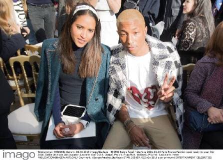 205559 Serge Arnal Starface 2016-03-08 Paris France Fashion week ready to wear AW 2016. Defile de mode pret a porter automne hiver 2016. Chanel. People. Front Row. Williams, Pharrell; Lasichanh, Helen  Copyright: xSergexArnalx xStarfacex STAR_205559_032