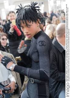 205559 Serge Arnal Starface 2016-03-08 Paris France Fashion week ready to wear AW 2016. Defile de mode pret a porter automne hiver 2016. Chanel. People. Front Row. Smith, Willow  Copyright: xSergexArnalx xStarfacex STAR_205559_054
