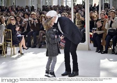 . 08 03 2016. Paris, France. Chanel show at Paris Fashion Week -Autumn Winter 2016.  xi-Imagesx xi-Imagesx IIM-12142-0002