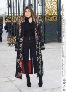 Paris Fashion Week - Gäste der Valentino Modenschau Miroslava Duma CELEBRITIES : Modenschau Valentino - Pret a Porter - 08 03 2016 GwendolineLeGoff Panoramic 
