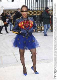 Paris Fashion Week - Gäste der Valentino Modenschau Marjory Harvey CELEBRITIES : Modenschau Valentino - Pret a Porter - 08 03 2016 GwendolineLeGoff Panoramic 