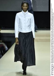 Paris Fashion Week - agnes b. Modenschau 205568 Marineau Starface 2016-03-08 Paris France Fashion week ready to wear AW 2016. Defile de mode pret a porter automne hiver 2016. Agnes b. Editorial use only _sans_perso  Copyright: xMarineaux STAR_205568_019