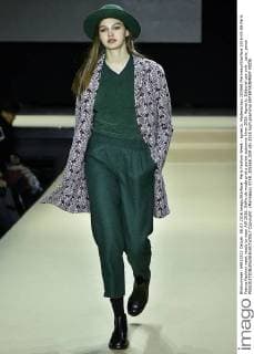 Paris Fashion Week - agnes b. Modenschau 205568 Marineau Starface 2016-03-08 Paris France Fashion week ready to wear AW 2016. Defile de mode pret a porter automne hiver 2016. Agnes b. Editorial use only _sans_perso  Copyright: xMarineaux STAR_205568_029