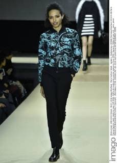 Paris Fashion Week - agnes b. Modenschau 205568 Marineau Starface 2016-03-08 Paris France Fashion week ready to wear AW 2016. Defile de mode pret a porter automne hiver 2016. Agnes b. Editorial use only _sans_perso  Copyright: xMarineaux STAR_205568_047