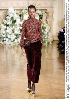 Paris Fashion Week - Vanessa Seward Modenschau 205569 Marineau Starface 2016-03-08 Paris France Fashion week ready to wear AW 2016. Defile de mode pret a porter automne hiver 2016. Vanessa Seward. Vanessa Seward , autumn-winter 2016 Paris, France Editorial use only _sans_perso  Copyright: xMarineaux STAR_205569_008