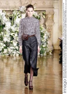 Paris Fashion Week - Vanessa Seward Modenschau 205569 Marineau Starface 2016-03-08 Paris France Fashion week ready to wear AW 2016. Defile de mode pret a porter automne hiver 2016. Vanessa Seward. Vanessa Seward , autumn-winter 2016 Paris, France Editorial use only _sans_perso  Copyright: xMarineaux STAR_205569_019