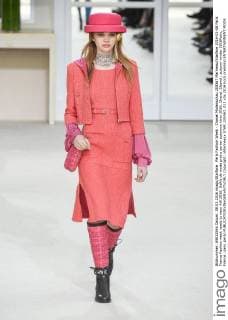 Paris Fashion Week - Chanel Modenschau 205567 Marineau Starface 2016-03-08 Paris France Fashion week ready to wear AW 2016. Defile de mode pret a porter automne hiver 2016. Chanel. Chanel , autumn-winter 2016Paris, France _sans_perso  Copyright: xMarineaux STAR_205567_013