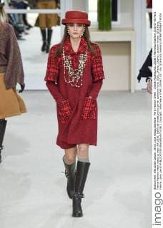 Paris Fashion Week - Chanel Modenschau 205567 Marineau Starface 2016-03-08 Paris France Fashion week ready to wear AW 2016. Defile de mode pret a porter automne hiver 2016. Chanel. Chanel , autumn-winter 2016 Paris, France _sans_perso  Copyright: xMarineaux STAR_205567_027