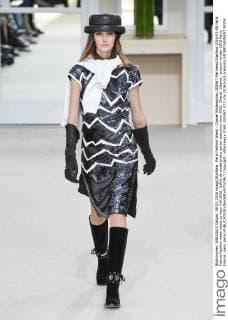 Paris Fashion Week - Chanel Modenschau 205567 Marineau Starface 2016-03-08 Paris France Fashion week ready to wear AW 2016. Defile de mode pret a porter automne hiver 2016. Chanel. Chanel , autumn-winter 2016 Paris, France _sans_perso  Copyright: xMarineaux STAR_205567_073