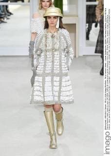 Paris Fashion Week - Chanel Modenschau 205567 Marineau Starface 2016-03-08 Paris France Fashion week ready to wear AW 2016. Defile de mode pret a porter automne hiver 2016. Chanel. Chanel , autumn-winter 2016 Paris, France _sans_perso  Copyright: xMarineaux STAR_205567_086