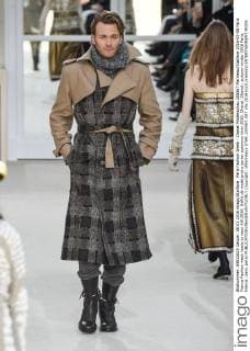 Paris Fashion Week - Chanel Modenschau 205567 Marineau Starface 2016-03-08 Paris France Fashion week ready to wear AW 2016. Defile de mode pret a porter automne hiver 2016. Chanel. Chanel , autumn-winter 2016 Paris, France _sans_perso  Copyright: xMarineaux STAR_205567_087