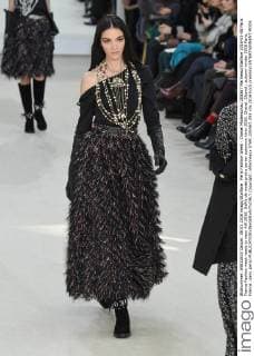 Paris Fashion Week - Chanel Modenschau 205567 Marineau Starface 2016-03-08 Paris France Fashion week ready to wear AW 2016. Defile de mode pret a porter automne hiver 2016. Chanel. Chanel , autumn-winter 2016 Paris, France _sans_perso  Copyright: xMarineaux STAR_205567_095