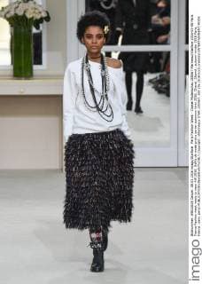 Paris Fashion Week - Chanel Modenschau 205567 Marineau Starface 2016-03-08 Paris France Fashion week ready to wear AW 2016. Defile de mode pret a porter automne hiver 2016. Chanel. Chanel , autumn-winter 2016 Paris, France _sans_perso  Copyright: xMarineaux STAR_205567_100