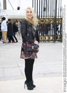 Camille Seydoux CELEBRITIES : Modenschau Valentino - Pret a Porter - Paris 08 03 2016 GwendolineLeGoff Panoramic 