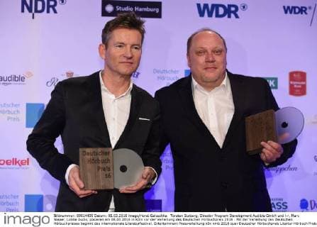 Torsten Surberg, Director Program Development Audible GmbH und l-r, Marc Sieper, Lübbe Audio, posieren am 08.03.2016 in Köln vor der Verleihung des Deutschen Hörbuchpreis 2016 . Mit der Verleihung des Deutschen Hörbuchpreises beginnt das internationale Literaturfestival.