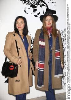 Brigitte ( Sylvie Hoarau und Aurelie Saada ) CELEBRITIES : Modenschau Paul and Joe - Pret a Porter - Paris 08 03 2016 GwendolineLeGoff Panoramic 