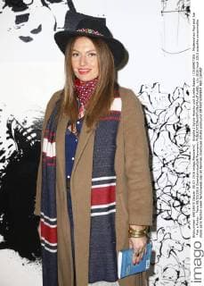Brigitte ( Sylvie Hoarau und Aurelie Saada ) CELEBRITIES : Modenschau Paul and Joe - Pret a Porter - Paris 08 03 2016 GwendolineLeGoff Panoramic 
