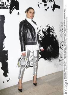 Olivia Culpo CELEBRITIES : Modenschau Paul and Joe - Pret a Porter - Paris 08 03 2016 GwendolineLeGoff Panoramic 