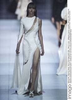 March 8, 2016 - Melbourne, Victoria, Australia - March 8, 2016 - Melbourne, Australia - A model wears J Aton Couture for the Premium Runway 1 show during the 2016 Melbourne Fashion Week. Melbourne Australia - ZUMAk106