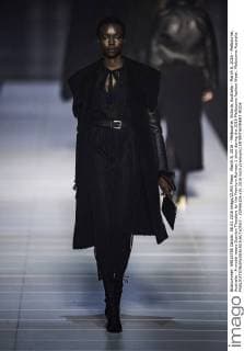 March 8, 2016 - Melbourne, Victoria, Australia - March 8, 2016 - Melbourne, Australia - A model wears Scanlon Theodore for the Premium Runway 1 show during the 2016 Melbourne Fashion Week. Melbourne Australia - ZUMAk106