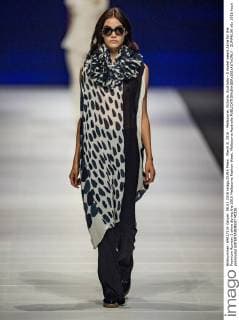 March 8, 2016 - Melbourne, Victoria, Australia - A model wears Akira for the Premium Runway 3 show during the 2016 Melbourne Fashion Week. Melbourne Australia - ZUMAk106