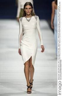 March 8, 2016 - Melbourne, Victoria, Australia - A model wears Rachel Gilbert for the Premium Runway 3 show during the 2016 Melbourne Fashion Week. Melbourne Australia - ZUMAk106