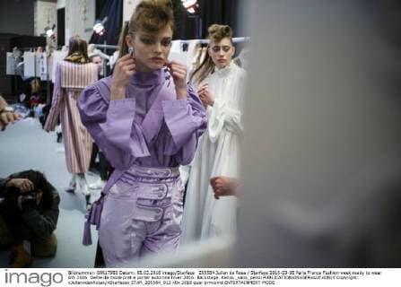 205584 Julien de Rosa Starface 2016-03-08 Paris France Fashion week ready to wear AW 2016. Defile de mode pret a porter automne hiver 2016. Backstage. Kenzo _sans_perso  Copyright: xJulienxdexRosax xStarfacex STAR_205584_013