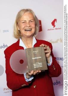 Heikedine Körting (Sonderpreis Die drei ??? ) bei der Verleihung des Deutschen Hörbuchpreises 2016 im WDR Funkhaus. Köln, 08.03.2016 Foto:xC.xHardtx xFuturexImage
