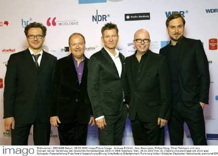 Andreas Fröhlich, Jens Wawrczeck, Philipp Moog, Oliver Rohrbeck und Lars Eidinger bei der Verleihung des Deutschen Hörbuchpreises 2016 im WDR Funkhaus. Köln, 08.03.2016 Foto:xC.xHardtx xFuturexImage